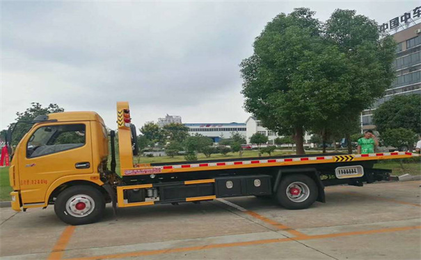 儋州定远24小时拖车救援电话号码，定远道路救援公司怎么收费的